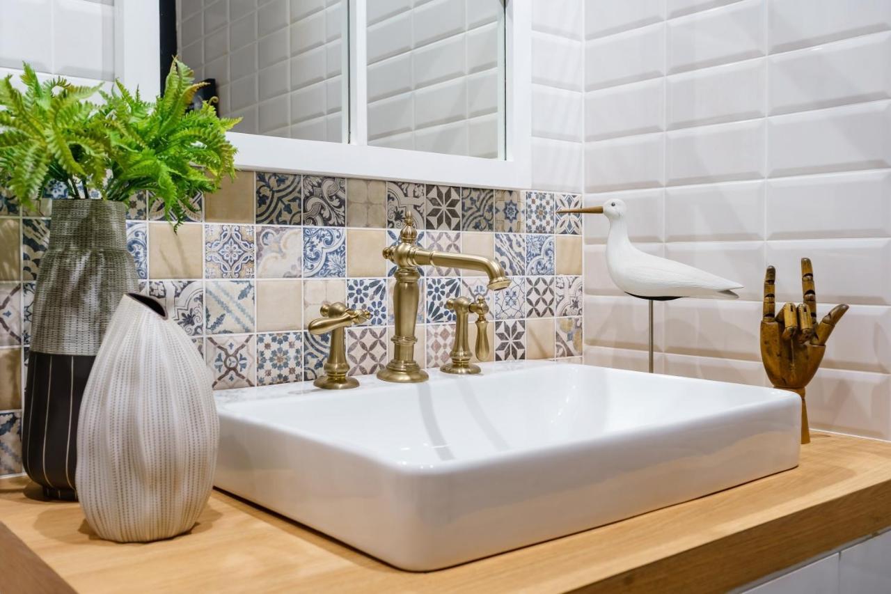 Villa Luxury For 16 People With Seaview, Pool And Bbq