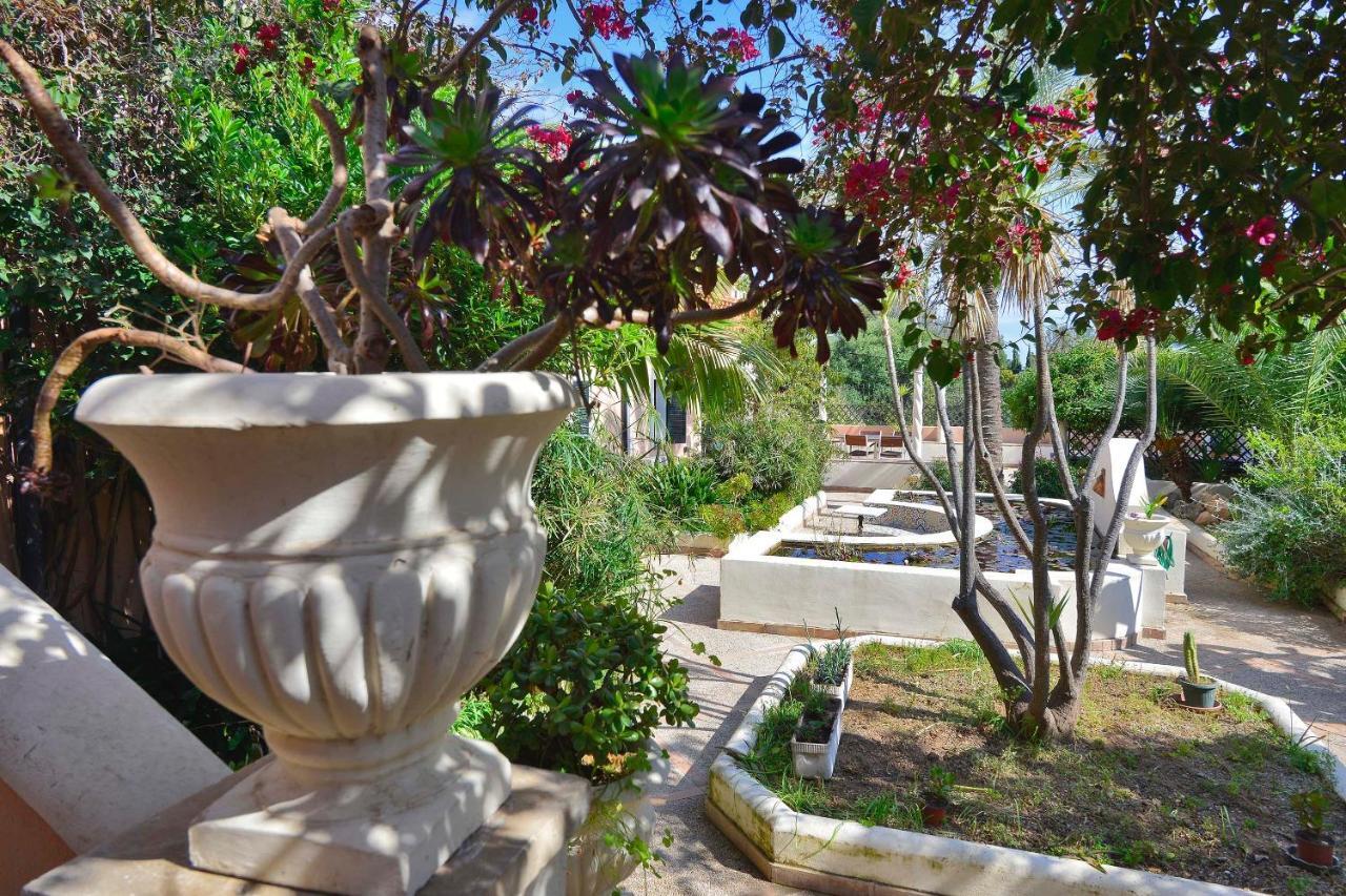 Villa Luxury For 16 People With Seaview, Pool And Bbq *